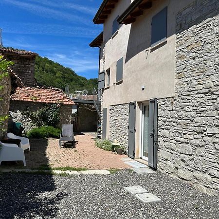Villa Casa Del Giglio A Cadelmonte Valle  Exterior foto